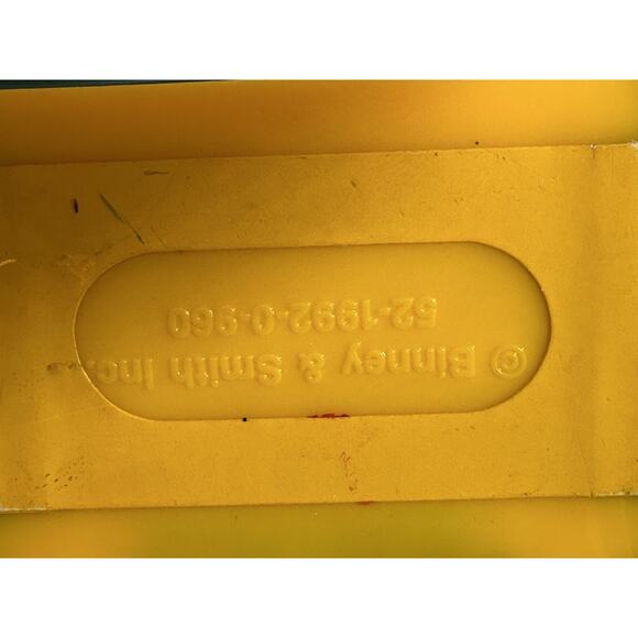 Vintage 1992 Hallmark Keepsake Christmas Ornament “Crayola Bear” & Tin Box 7"x5" - Picture 7 of 9